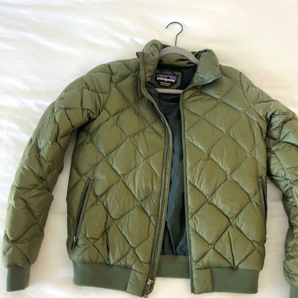 Patagonia Womens Prow Bomber - buffalo green - Picture 9 of 9